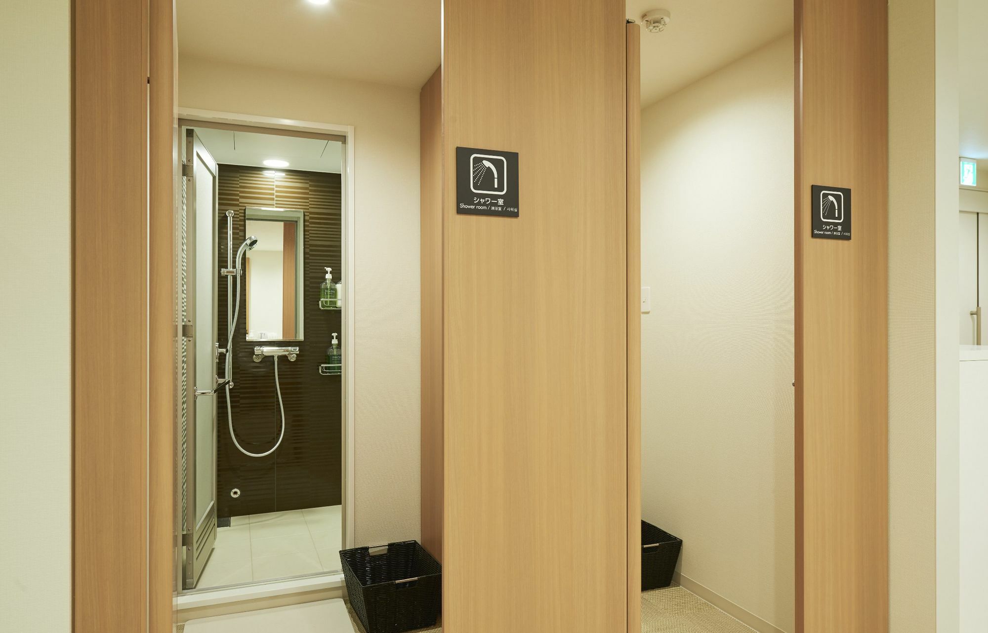 First Cabin Kyobashi Hotel Tokyo Ngoại thất bức ảnh